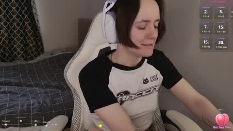 luna_loveeee online show from 3, 4, 2026