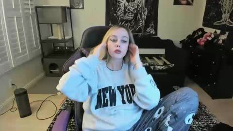 Luna online show from 15, 1, 2026