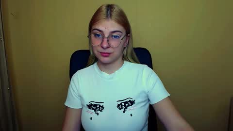 Luna online show from 10, 1, 2025