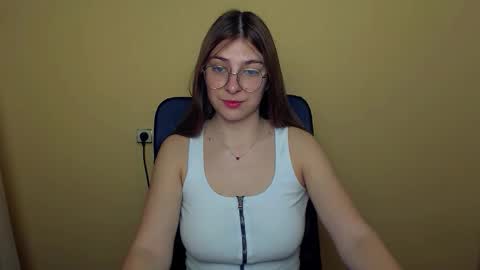 Luna online show from 4, 11, 2025