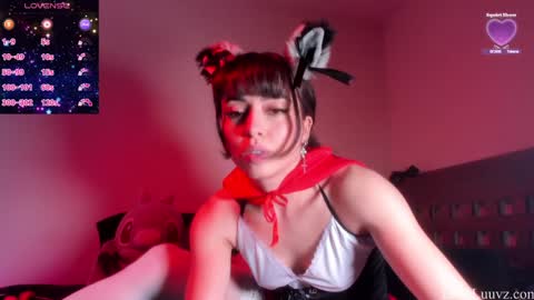Snapshot of luna_luuvz chatting on 14, 10, 2025 Luna Luuvz online show from 14, 10, 2025