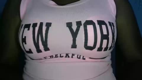 Snapshot of luna_naughty22 chatting on 18, 1, 2026 luna online show from 18, 1, 2026