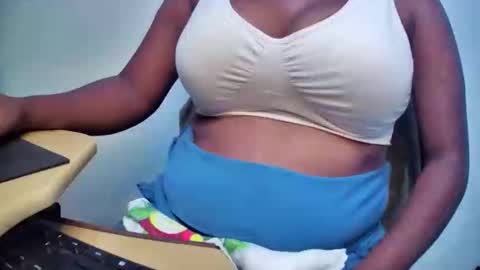 Snapshot of luna_naughty22 chatting on 16, 2, 2026 luna online show from 16, 2, 2026