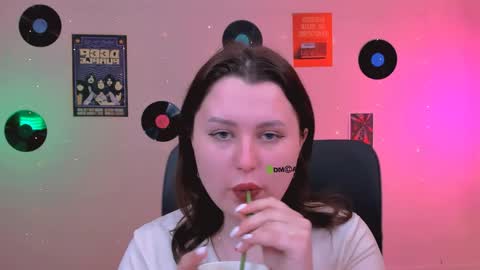 Snapshot of luna_noct chatting on 30, 4, 2026 Princess Luna online show from 30, 4, 2026