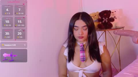 Snapshot of luna_ocampo chatting on 23, 9, 2025 online show from 23, 9, 2025