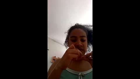 Snapshot of luna_sexxgirl chatting on 25, 3, 2026 Luna sexgirl online show from 25, 3, 2026