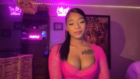 lunaa_11 online show from 29, 4, 2026