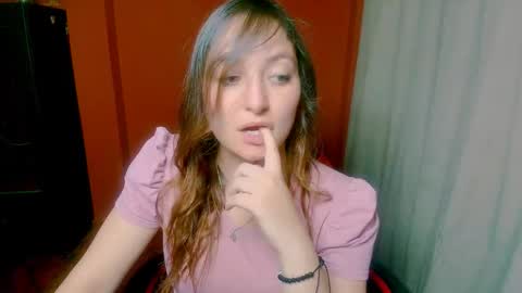 Snapshot of lunaa_m_ chatting on 18, 1, 2026 lunaa_m_ online show from 18, 1, 2026