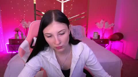 Snapshot of lunaamay chatting on 27, 4, 2026 lunaamay online show from 27, 4, 2026