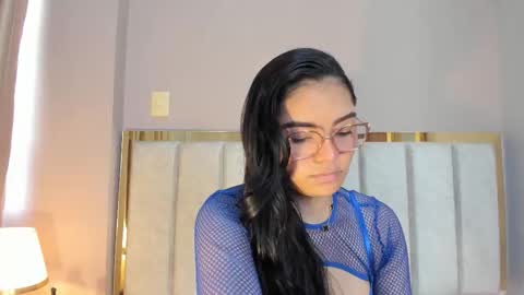 Luna Aspen online show from 4, 3, 2026