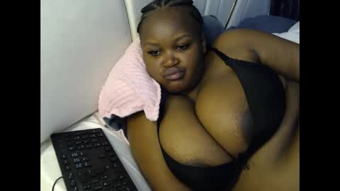 lunabloom01 online show from 17, 2, 2026