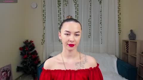 lunadairy1_ online show from 9, 1, 2026