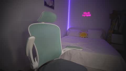 Laura online show from 15, 10, 2025