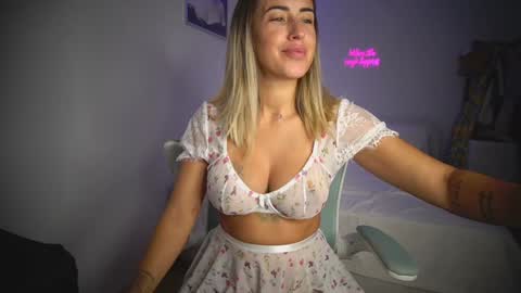 Laura online show from 16, 10, 2025