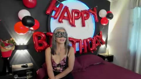 Snapshot of lunamisteriosa_ chatting on 10, 7, 2026 lunamisteriosa_ online show from 10, 7, 2026