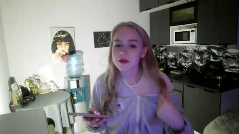 Snapshot of lunapeony chatting on 5, 2, 2026 lunapeony online show from 5, 2, 2026