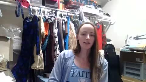 lunapixie2020 online show from 28, 11, 2025