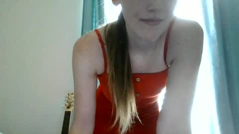 Snapshot of lunapixie2020 chatting on 1, 7, 2026 lunapixie2020 online show from 1, 7, 2026