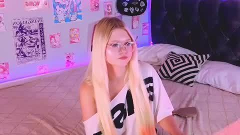 lunariafox online show from 28, 7, 2026
