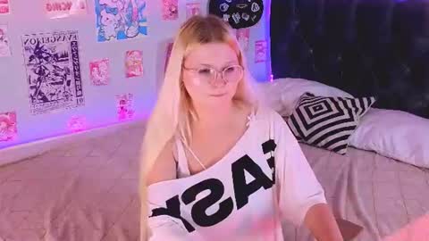lunariafox online show from 28, 7, 2026