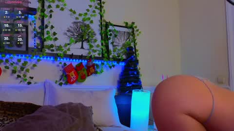 Luna Rishi online show from 3, 1, 2025