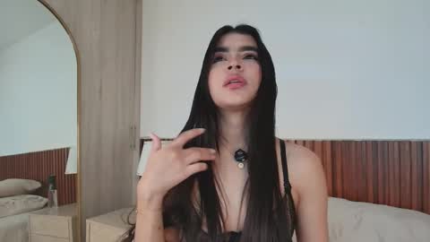 Snapshot of lunarousse_ chatting on 3, 6, 2026 Luna Rousse online show from 3, 6, 2026