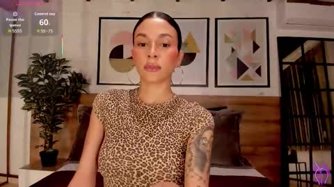 Luna Ruso  online show from 21, 9, 2025