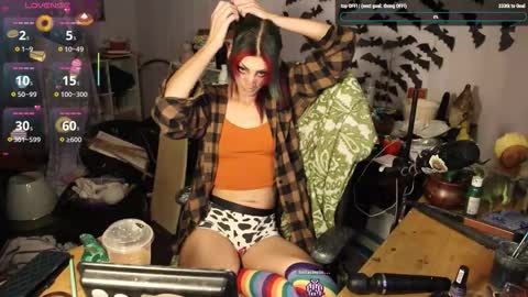 Snapshot of lunasparkles chatting on 14, 12, 2025 ..LunaSparkles. online show from 14, 12, 2025