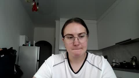 Snapshot of lunavelvet3 chatting on 29, 10, 2025 lunavelvet3 online show from 29, 10, 2025