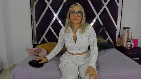 Snapshot of lunaviceht chatting on 30, 6, 2026 lunaviceht online show from 30, 6, 2026