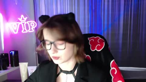 LunaXcherry online show from 21, 7, 2026