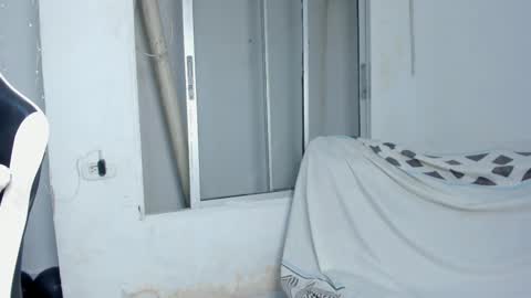 Snapshot of lunay_bigcock420 chatting on 23, 10, 2025 lunay_bigcock420 online show from 23, 10, 2025