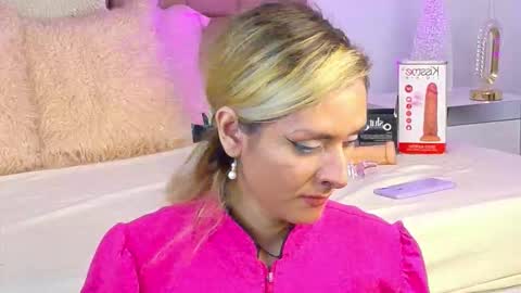 lunitadiva online show from 21, 11, 2025