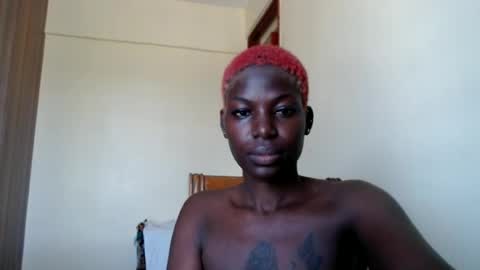 luo_queen online show from 15, 6, 2026