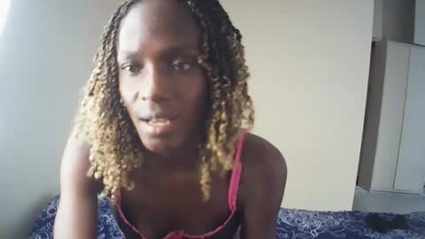 Snapshot of lupitalion chatting on 24, 4, 2026 Lion online show from 24, 4, 2026