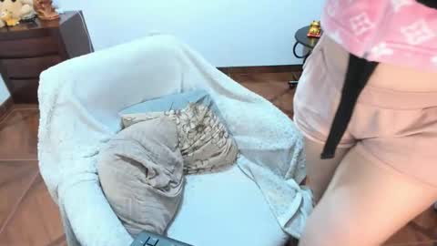 Snapshot of luscious86 chatting on 7, 4, 2026 PAULINA online show from 7, 4, 2026