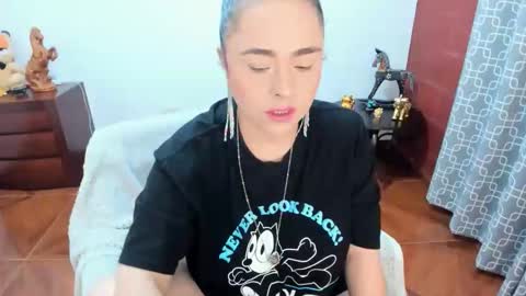 Snapshot of luscious86 chatting on 8, 4, 2026 PAULINA online show from 8, 4, 2026