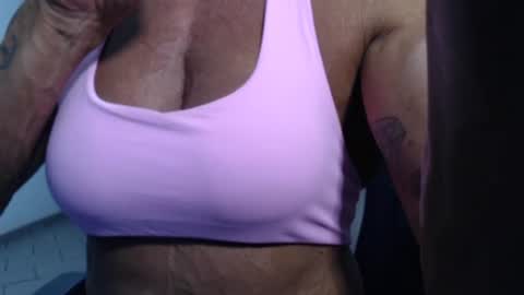 Snapshot of lusexyhot chatting on 23, 7, 2026 lusexyhot online show from 23, 7, 2026