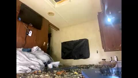 Snapshot of lushuslucy chatting on 16, 2, 2025 Kikithebaee online show from 16, 2, 2025