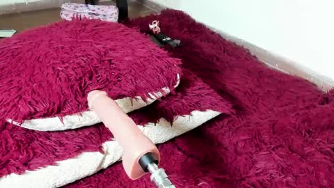 Lussie  online show from 7, 5, 2026