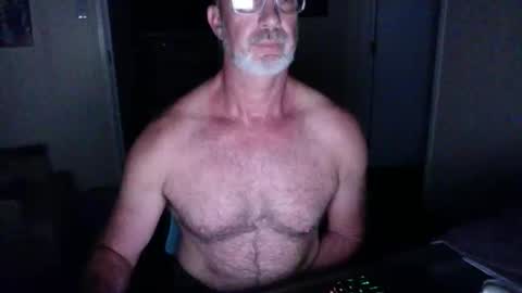 Snapshot of lust4life70 chatting on 26, 10, 2025 lust4life70 online show from 26, 10, 2025