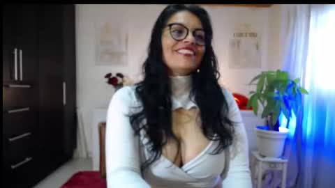 Snapshot of lust_mom chatting on 2, 10, 2025 Angela 3 online show from 2, 10, 2025