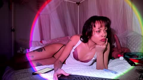 LOLA online show from 9, 3, 2025