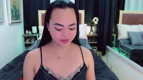 Snapshot of lustfuloffendertrina chatting on 6, 2, 2025 Trina online show from 6, 2, 2025