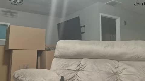 Snapshot of lustlivenow chatting on 25, 2, 2026 GUY --- GIRL online show from 25, 2, 2026