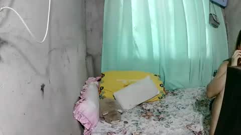 Snapshot of lusty_babe25 chatting on 29, 5, 2026 Flora Mae online show from 29, 5, 2026