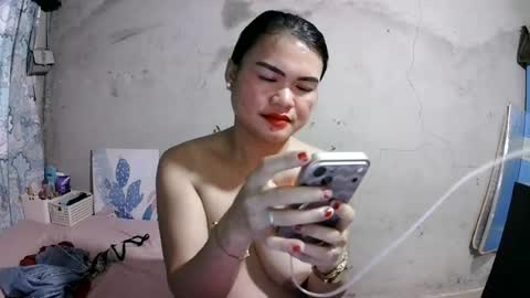 Snapshot of lusty_babe25 chatting on 19, 7, 2026 Flora Mae online show from 19, 7, 2026