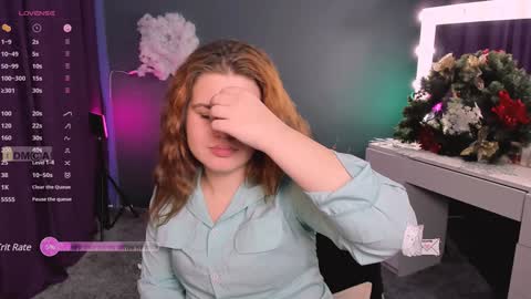 Snapshot of lusy_puff chatting on 3, 1, 2025 lusy_puff online show from 3, 1, 2025