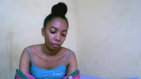 Snapshot of lutchia chatting on 13, 9, 2025 lutchia online show from 13, 9, 2025