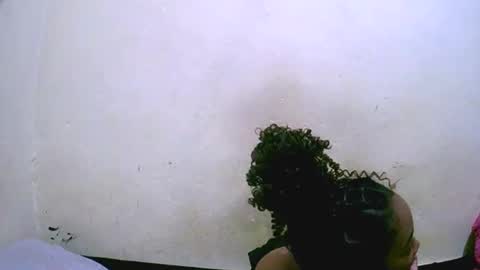 Snapshot of lutchia chatting on 24, 9, 2025 lutchia online show from 24, 9, 2025